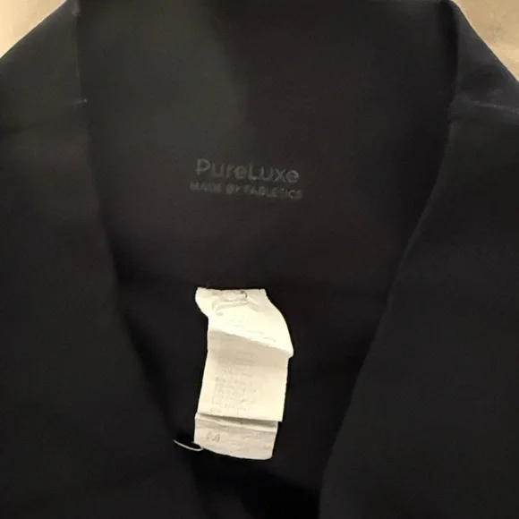 Fabletics PureLux Black Shorts with pockets - Picture 3 of 3